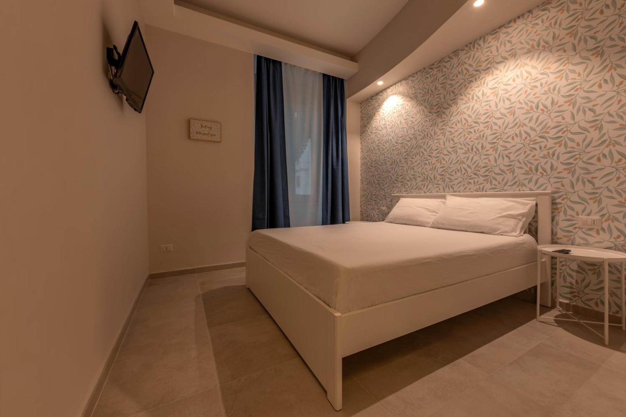 Bastioni Central Apartment Civitavecchia Esterno foto